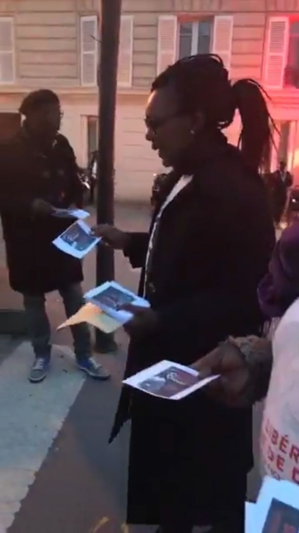 Photos : Les Khalifistes ont fait aussi leur show à Bercy pour exiger la libération de leur leader Photos : Les Khalifistes ont fait aussi leur show à Bercy pour exiger la libération de leur leader