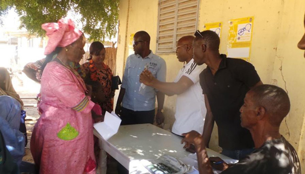 Louga: un émigré offre 2000 lunettes de correction Louga: un émigré offre 2000 lunettes de correction