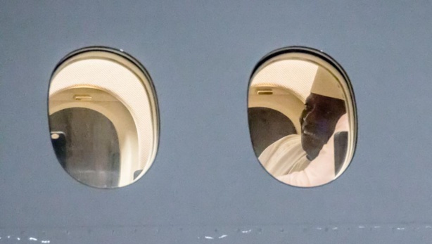 L'histoire de la dernière photo de Yahya Jammeh en Gambie L'histoire de la dernière photo de Yahya Jammeh en Gambie