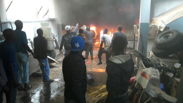 Urgent: violent incendie à Ouakam Urgent: violent incendie à Ouakam