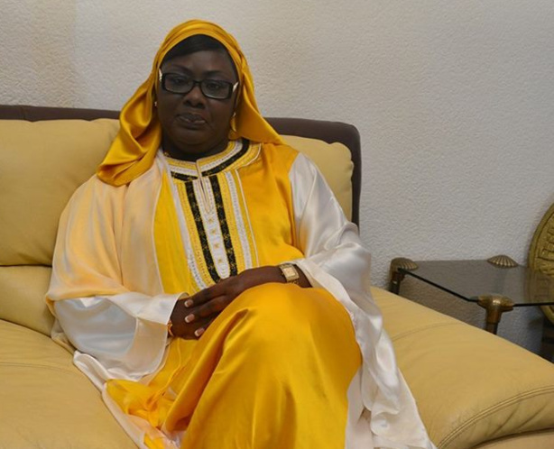 Sokhna Dieng Mbacké tire sur le régime de Macky Sall : "les Sénégalais sont désespérés" Sokhna Dieng Mbacké tire sur le régime de Macky Sall : "les Sénégalais sont désespérés"