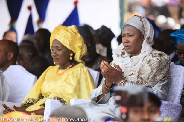 Les images de la cérémonie d'investiture du président Adama Barrow Les images de la cérémonie d'investiture du président Adama Barrow