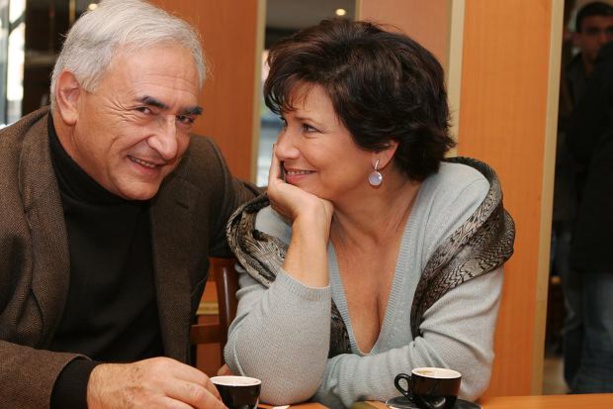 Anne Sinclair évoque l'infidélité de Dominique Strauss-Kahn: "vingt ans de mensonges" Anne Sinclair évoque l'infidélité de Dominique Strauss-Kahn: "vingt ans de mensonges"