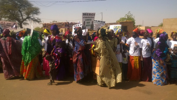 Visite du président Macky Sall: liesse populaire à Séno-Palel avec le Dr Daff Visite du président Macky Sall: liesse populaire à Séno-Palel avec le Dr Daff