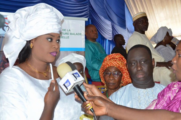 8 mars: Néné Fatoumata Tall mobilise les femmes de Guédiawaye 8 mars: Néné Fatoumata Tall mobilise les femmes de Guédiawaye