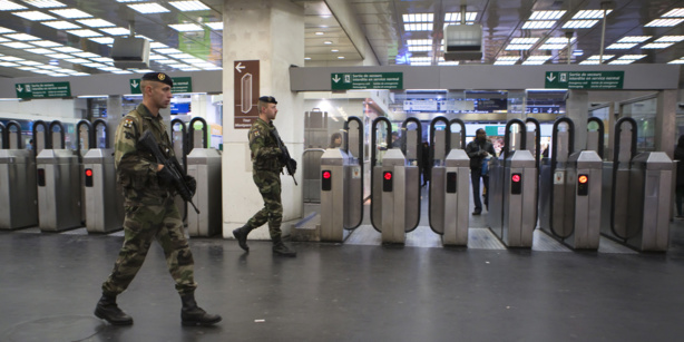 Aéroport d'Orly (France) Aéroport d'Orly (France)
