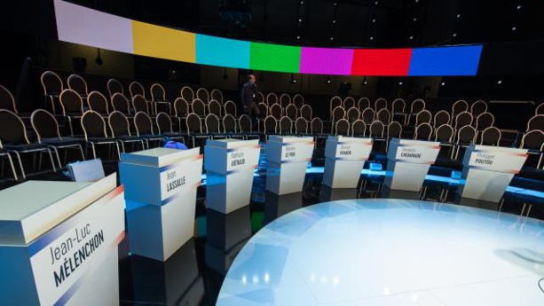 Présidentielle France: Le grand débat à 11, une première Présidentielle France: Le grand débat à 11, une première