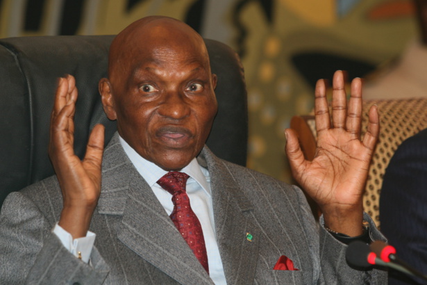 Abdoulaye Wade hante toujours le pouvoir Abdoulaye Wade hante toujours le pouvoir