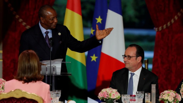 Alpha Condé à François Hollande: "L'Afrique est majeure, elle va prendre son destin en main" Alpha Condé à François Hollande: "L'Afrique est majeure, elle va prendre son destin en main"