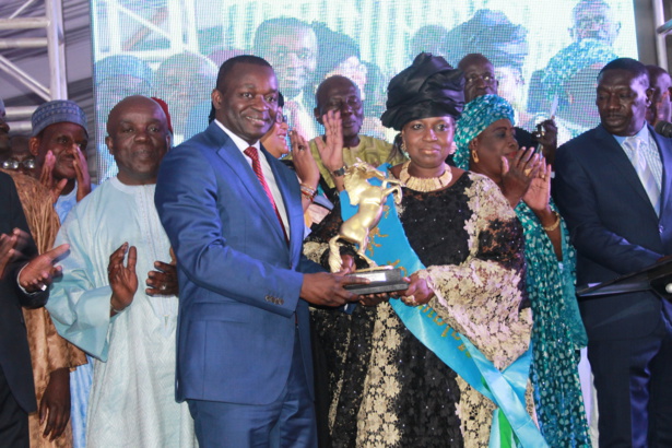 Inno applaudie par ses collaborateurs Inno applaudie par ses collaborateurs