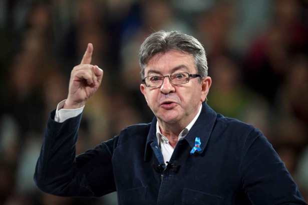 Mélenchon, "l'insoumis" qui bouscule la France Mélenchon, "l'insoumis" qui bouscule la France