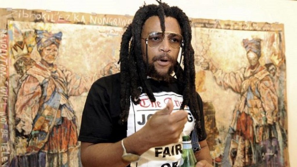 Cet artiste peint Zuma en train de violer Mandela Cet artiste peint Zuma en train de violer Mandela