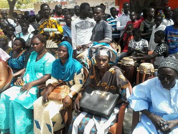 Le mouvement Synergie pour la citoyenneté et le développement «Gueum sa bopp» voit le jour à Pire. Le mouvement Synergie pour la citoyenneté et le développement «Gueum sa bopp» voit le jour à Pire.