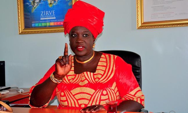 Ndèye Diouf : «Seule une riposte politique peut tirer Khalifa Sall d'affaire» Ndèye Diouf : «Seule une riposte politique peut tirer Khalifa Sall d'affaire»