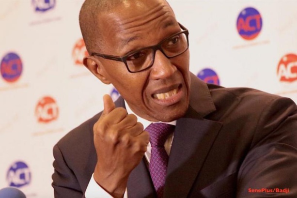 Relaxé, Abdoul Mbaye solde ses comptes avec des politiciens et des journalistes Relaxé, Abdoul Mbaye solde ses comptes avec des politiciens et des journalistes