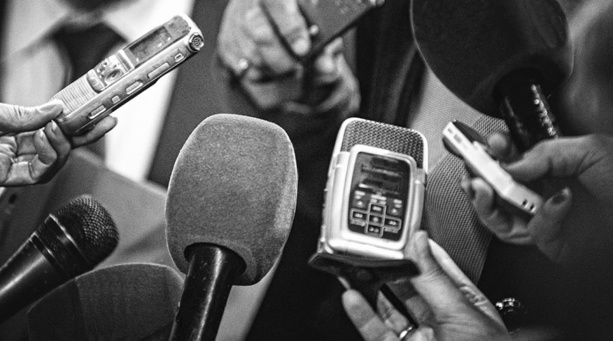 Deux journalistes maliens menacés de mort pour avoir enquêté sur des fonds nébuleux de l'Eglise Deux journalistes maliens menacés de mort pour avoir enquêté sur des fonds nébuleux de l'Eglise