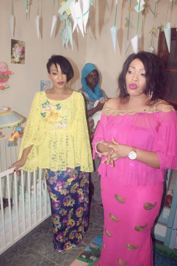 Viviane et Oumou Sow viennent en aide au Daara Mame Saliou des Parcelles Assainies