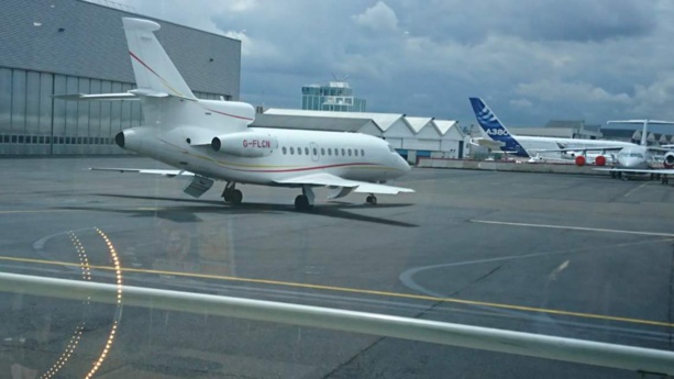 Les images du départ de Wade à l'aéroport du Bourget