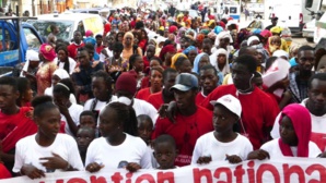 Fal Askan Wi: Les images de la mobilisation à Thiès