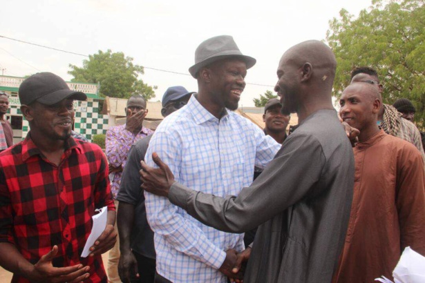 Les images de la rencontre entre Ousmane Sonko et Mamadou Sy Tounkara à Louga Les images de la rencontre entre Ousmane Sonko et Mamadou Sy Tounkara à Louga