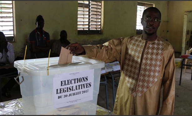 Abdou Mbow appelle Idrissa Seck à démissionner du conseil départemental 