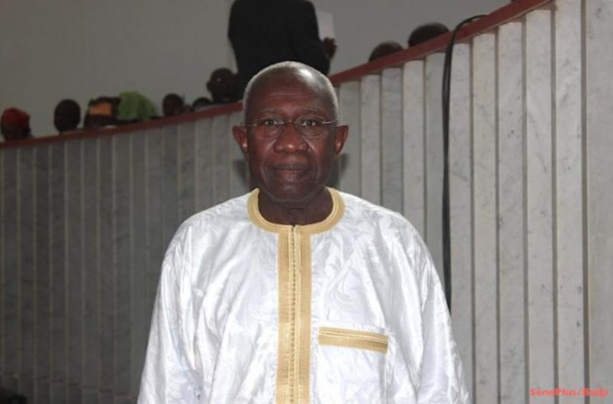 Fin de son mandat de député : Iba Der Thiam rend sa dotation en carburant