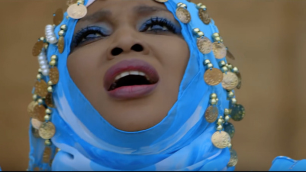 Lettre à Amy Collé Dieng : Quand la fragilité d'une jeune femme symbolise la fragilité de notre démocratie Lettre à Amy Collé Dieng : Quand la fragilité d'une jeune femme symbolise la fragilité de notre démocratie