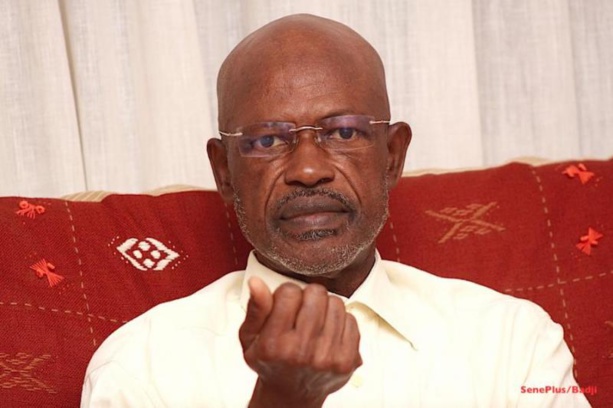 «Les condamnations à la prison et les amendes ne feront rien devant les photomontages, vidéos et textes insultants à votre égard sur la Toile» «Les condamnations à la prison et les amendes ne feront rien devant les photomontages, vidéos et textes insultants à votre égard sur la Toile»