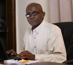 La poubelle et le caniveau La poubelle et le caniveau