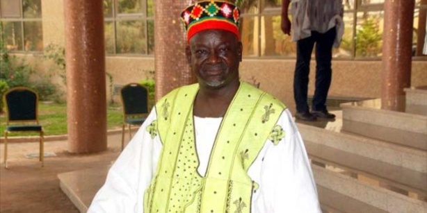 Burkina Faso: Le Moro Naba lauréat du prix «Macky Sall pour le dialogue en Afrique»