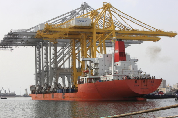 DP World Dakar investit 19 milliards pour moderniser ses équipements DP World Dakar investit 19 milliards pour moderniser ses équipements