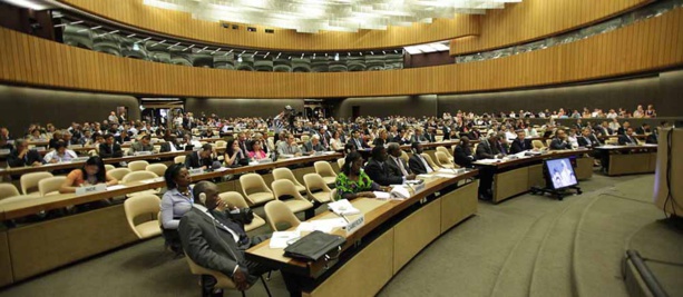 Outre l’Angola, le Nigeria et le Sénégal, la RDC est élue au Conseil des droits de l’Homme de l’ONU malgré la critique du bilan de Kabila en la matière Outre l’Angola, le Nigeria et le Sénégal, la RDC est élue au Conseil des droits de l’Homme de l’ONU malgré la critique du bilan de Kabila en la matière