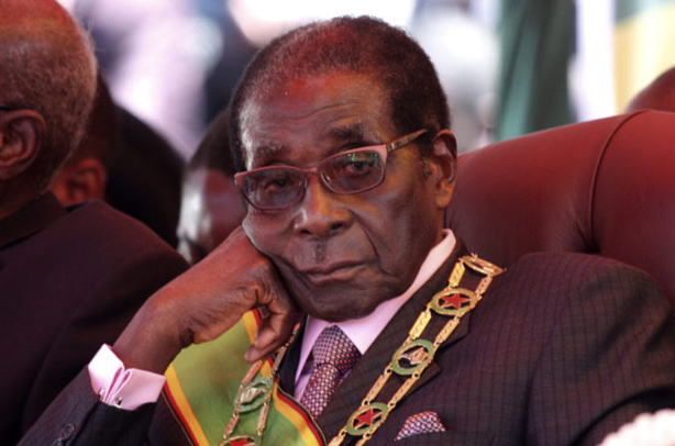 Mugabe remet «formellement» sa démission