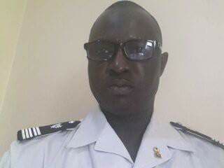 Un faux douanier arrêté a été démasqué grâce à la perspicacité de sa copine