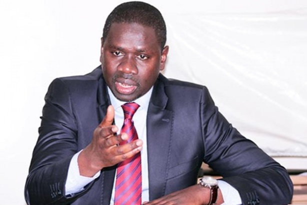 Oumar Youm: "Macky Sall n'est pas l'égal d'Idrissa Seck" Oumar Youm: "Macky Sall n'est pas l'égal d'Idrissa Seck"