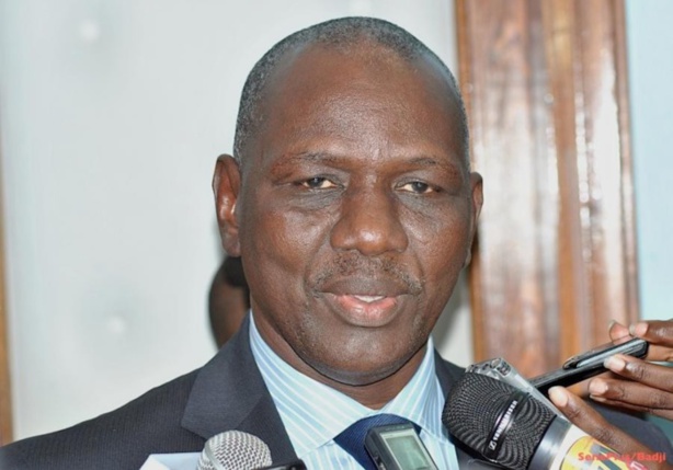Pape Dieng DG de la Sonacos raille Abdoul Mbaye et Alassane Sall « Depuis qu’ils ont crée leurs mouvements, ils se sont contentés de critiquer le président… » Pape Dieng DG de la Sonacos raille Abdoul Mbaye et Alassane Sall « Depuis qu’ils ont crée leurs mouvements, ils se sont contentés de critiquer le président… »