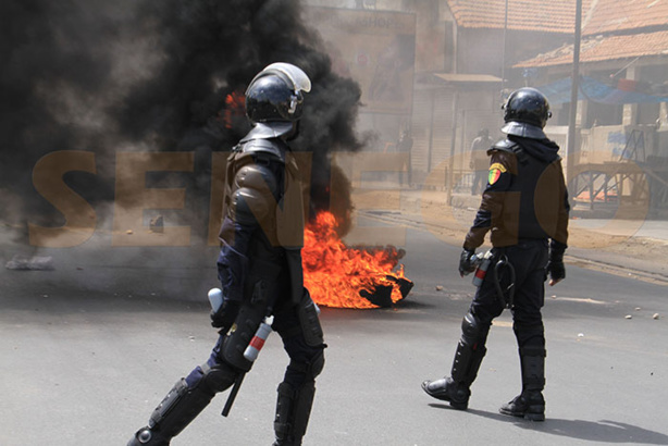 Loi sur le parrainage : les prémices d’une guerre politico-civile Loi sur le parrainage : les prémices d’une guerre politico-civile