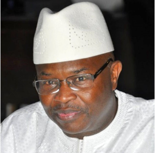 Diaspora : Les partisans d’Alioune Badara Cissé descendent en flamme Mahmout Saleh Diaspora : Les partisans d’Alioune Badara Cissé descendent en flamme Mahmout Saleh