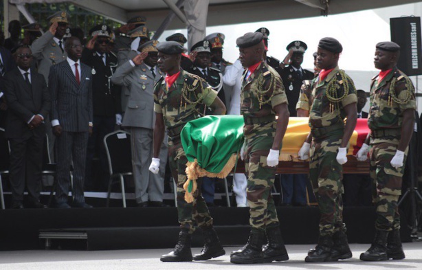 Obsèques Bruno Diatta : La République reconnaissante ! Obsèques Bruno Diatta : La République reconnaissante !