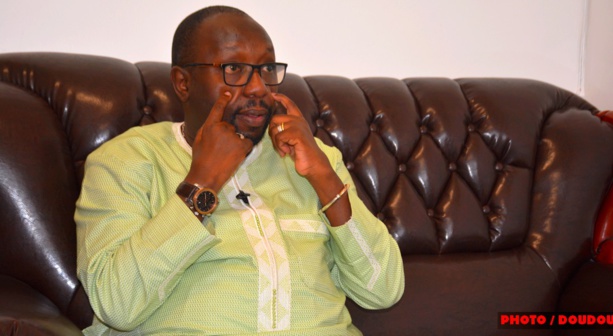 Zator Mbaye traine Doudou Wade dans la boue Zator Mbaye traine Doudou Wade dans la boue