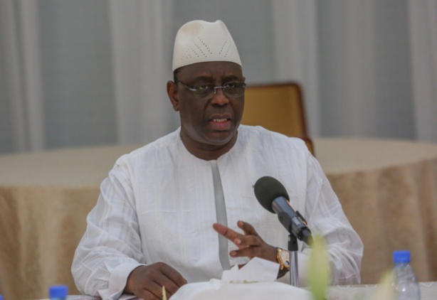 Dialogue national ou plan de divertissement national