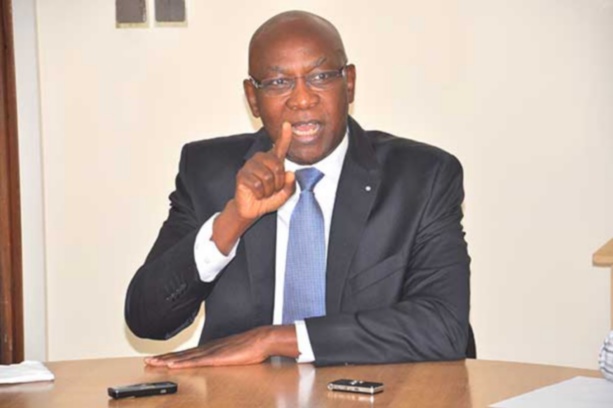 Serigne Mbaye Thiam enterre la SDE et adoube Suez Serigne Mbaye Thiam enterre la SDE et adoube Suez