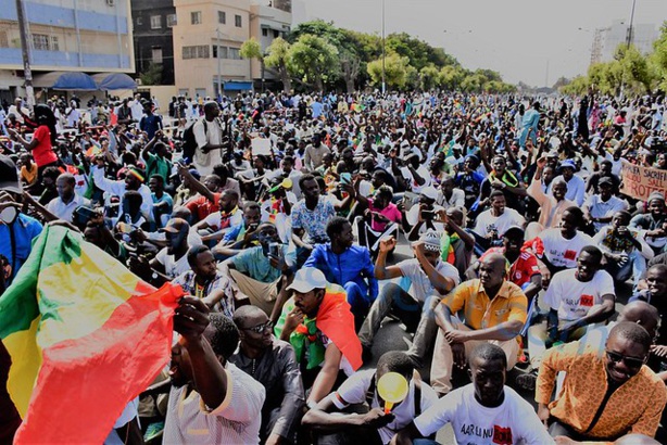 Les images du rassemblement de Aar Li Nu Bok