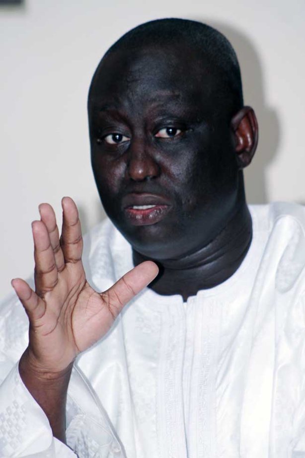 Aliou Sall :"Je ne suis pas intéressé par la succession de mon frère" Aliou Sall :"Je ne suis pas intéressé par la succession de mon frère"