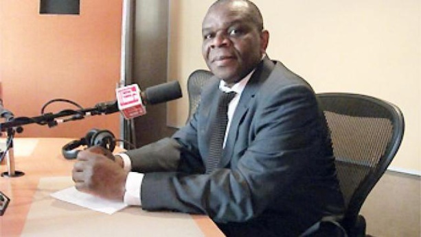 Jean-Baptiste Placca : «Un pays comme le Nigeria ne viendra pas se ranger sous la bannière d’un CFA réaménagé»