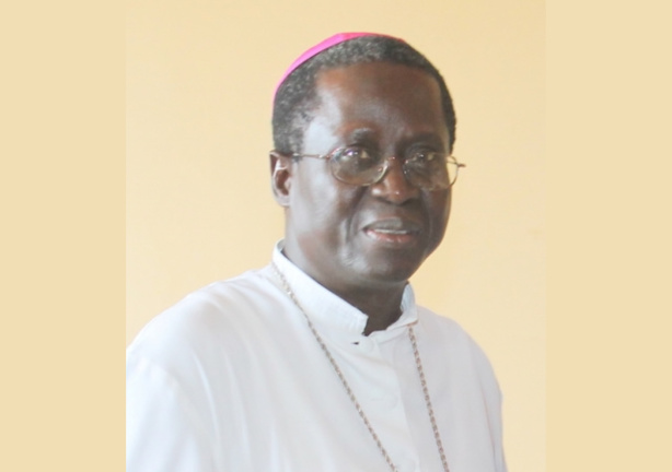Monseigneur Benjamin Ndiaye: "A travers des querelles politiciennes, on prend en otage la population" Monseigneur Benjamin Ndiaye: "A travers des querelles politiciennes, on prend en otage la population"