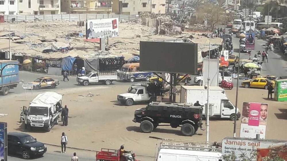 Chantier du BRT : Le marché du Rond-point 6 sera rasé ce vendredi Chantier du BRT : Le marché du Rond-point 6 sera rasé ce vendredi