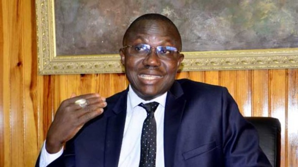 Le défi africain : agir à la fois sur l'annulation de la dette et le développement endogène Le défi africain : agir à la fois sur l'annulation de la dette et le développement endogène