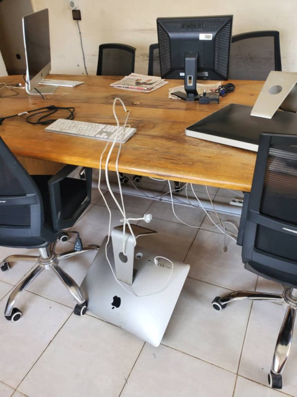 Covid-19 : Des Moustarchidines, mécontents de la révélation de l'infection au coronavirus de leur guide, attaquent le journal les Echos Covid-19 : Des Moustarchidines, mécontents de la révélation de l'infection au coronavirus de leur guide, attaquent le journal les Echos