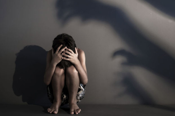 Violée, elle veut quand même gardée le fruit du viol. Violée, elle veut quand même gardée le fruit du viol.